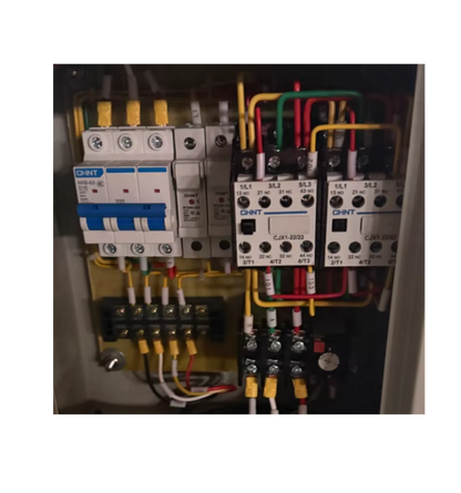 VARINIS TITAN 120 PRO elektros valdymo spinta ir apsaugos komponentai